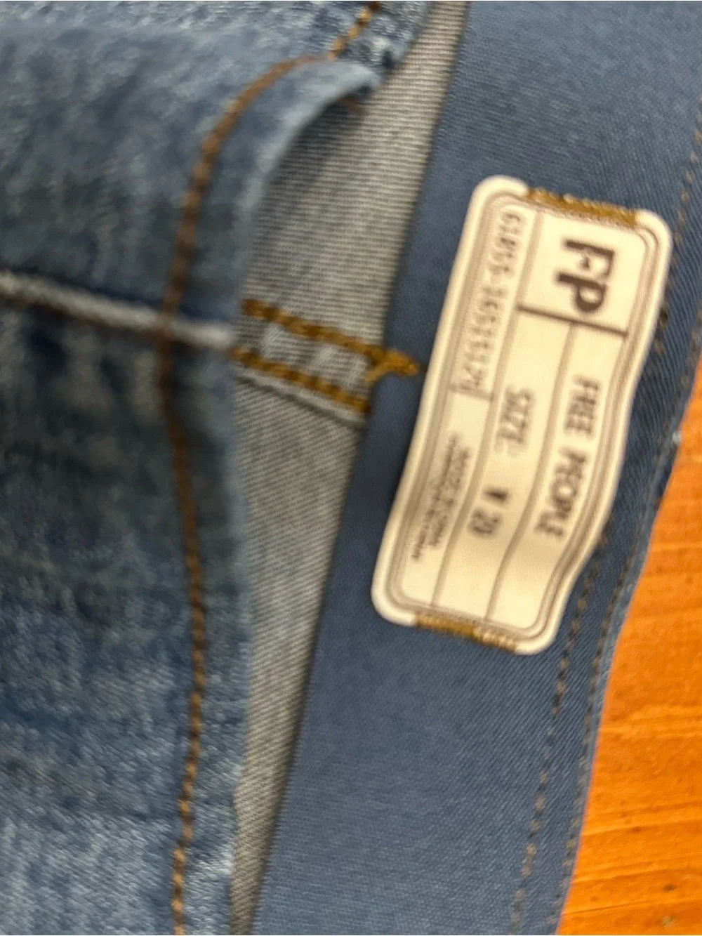 Free People Retro 70s Vibe Flare Jeans pull on knee dart boho